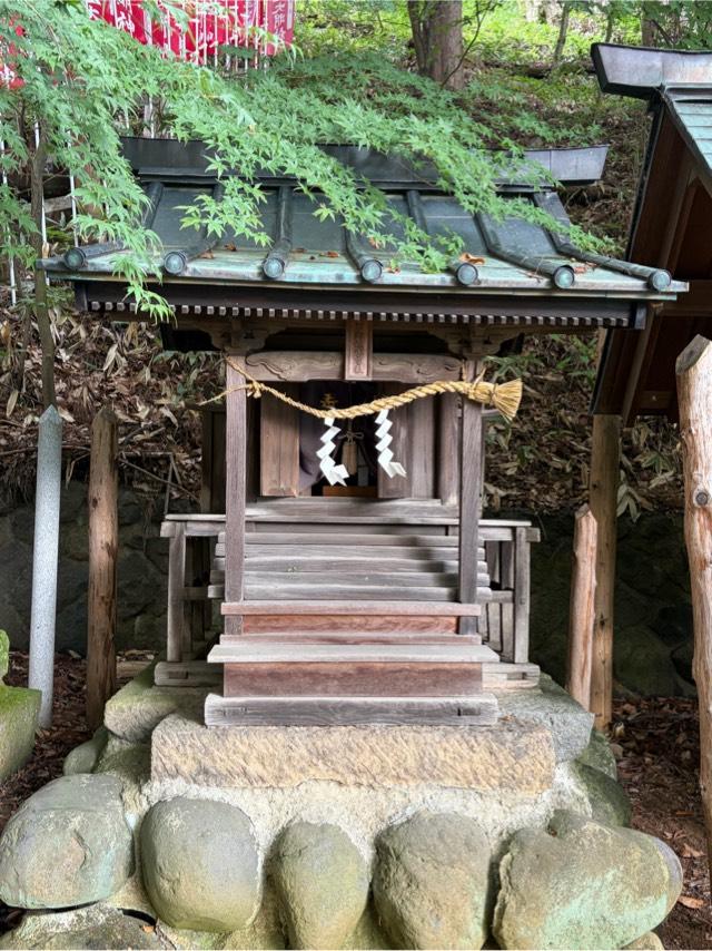 高尾穂見神社の写真1