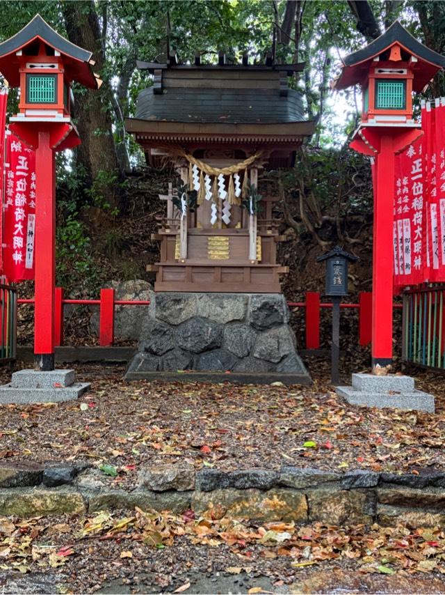 稲荷社(田原神明社境内社)の写真1