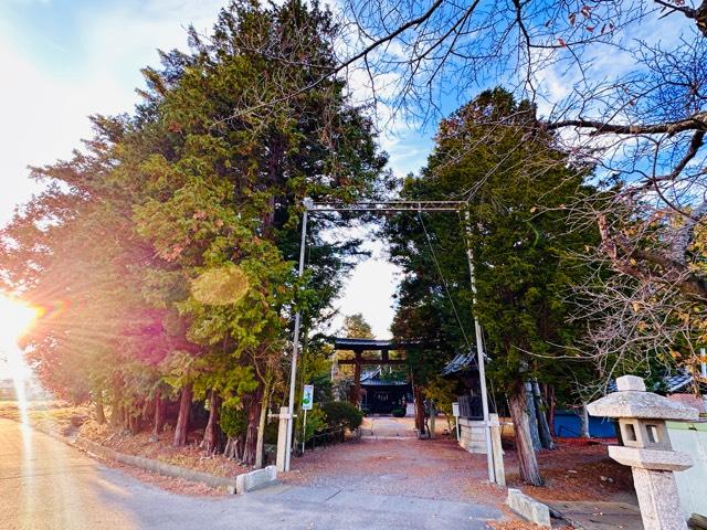 真々部諏訪神社の写真1