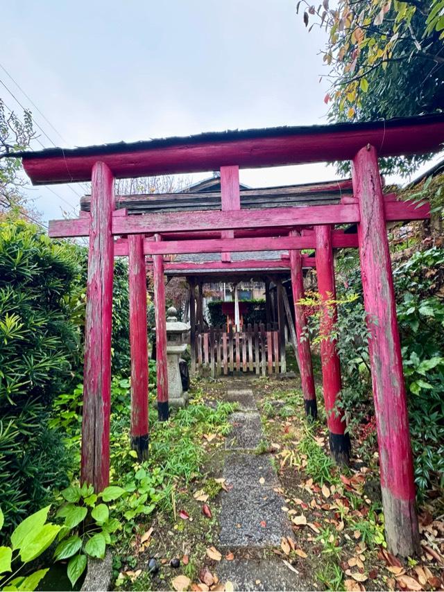 下嵯峨稲荷神社の写真1