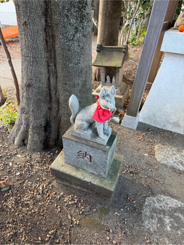 稲荷神社（田端神社　境内）の写真1