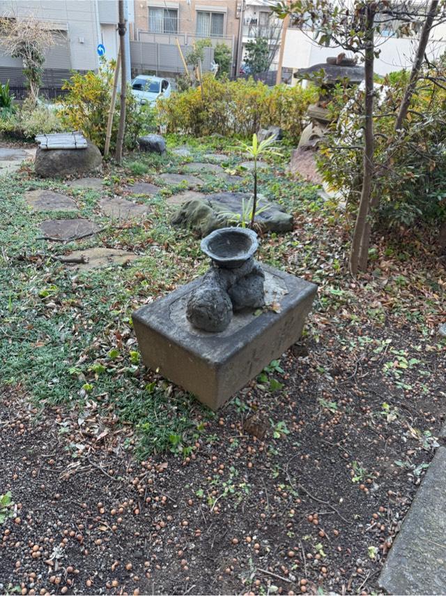 境内社（田端神社　境内）の写真1