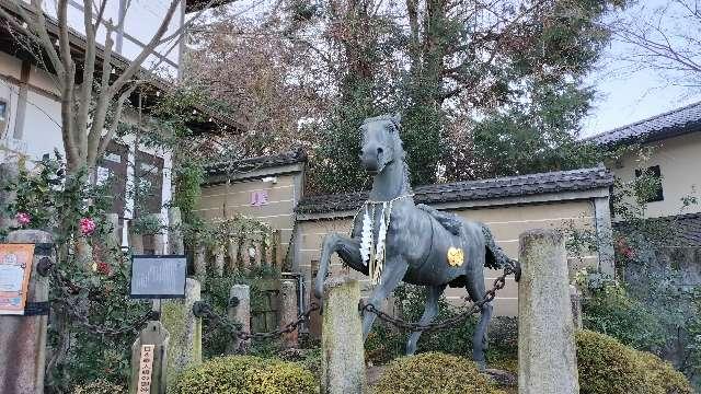 神馬像（粟田神社境内）の写真1