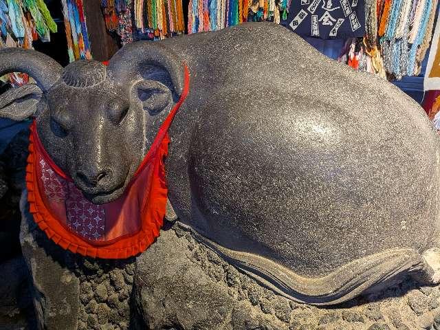 撫牛（牛嶋神社境内）の参拝記録1