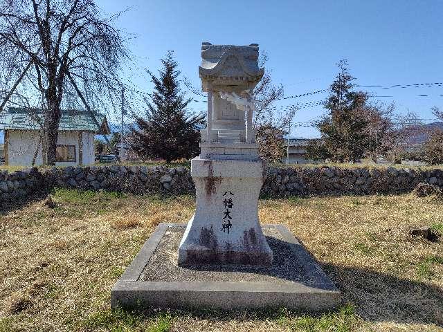 八幡大神（美和神社境内）の写真1
