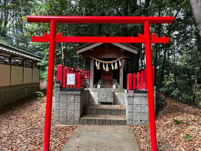 稲荷社　(貴船社 境内社)の写真1