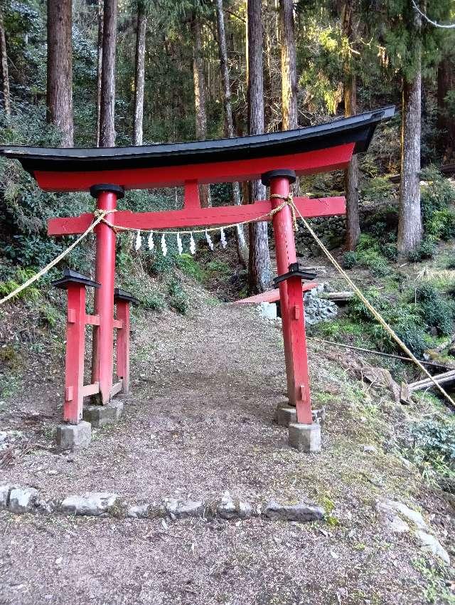 静之神社の写真1
