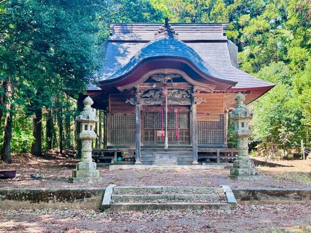 村社亀賀森神社の写真1