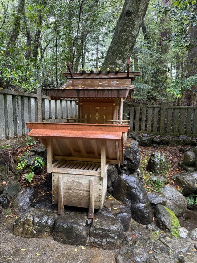 頭之水社（頭之宮四方神社　境内）の写真1