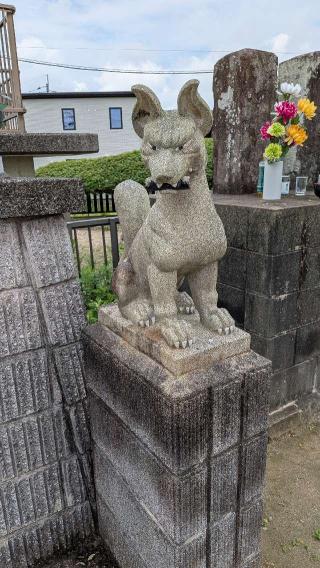 幸福稲荷大明神の参拝記録(こまいぬおさん)
