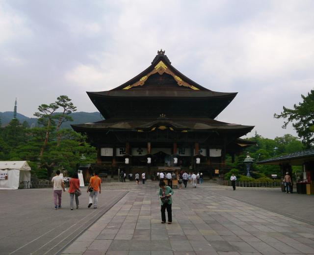 松尾山 善光寺（諏訪市）の写真1
