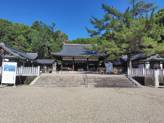 奈良県護国神社の参拝記録(薔薇と檸檬で憂鬱それで顰蹙さん)