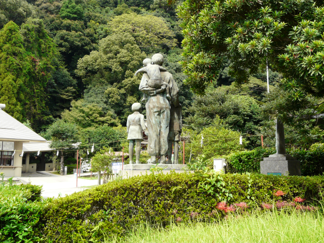 鹿児島県護國神社の参拝記録(薔薇と檸檬で憂鬱それで顰蹙さん)