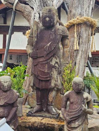 高津山 報恩院(北向き不動)の参拝記録(すみれさん)