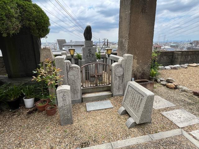 大阪府大東市寺川4-8-1 本覚山 法妙寺の写真3