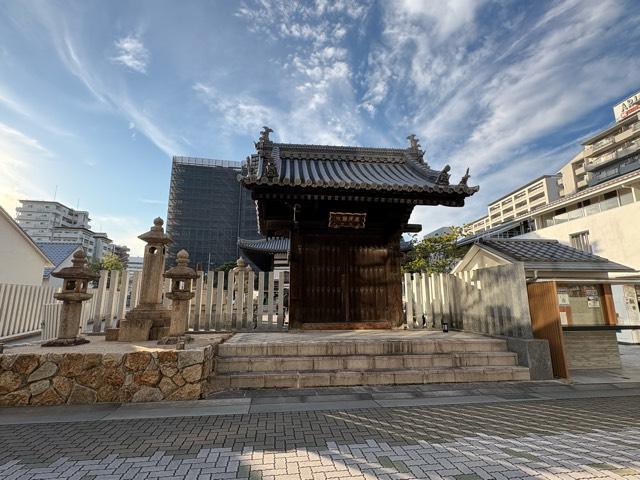 兵庫県伊丹市伊丹2-3-37 慈雲山 本泉寺の写真2