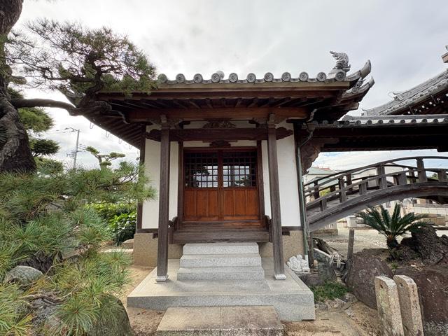 兵庫県伊丹市鴻池字村西44-3 僊園山 慈眼寺の写真3