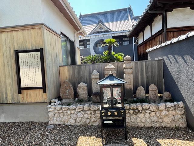 兵庫県尼崎市大庄北2-7-1 旭照山 医王院 東光寺の写真3