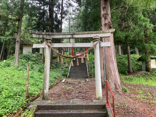 岩手県岩手郡岩手町川口第１５地割１６２−２ 豊城稲荷神社（川口稲荷神社）の写真1