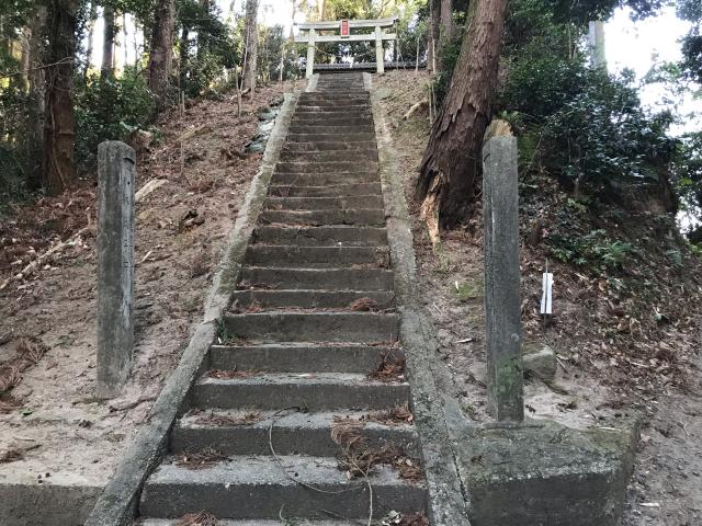 茨城県高萩市石瀧2215番地 稲村神社の写真2