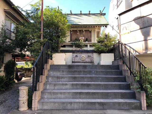 東京都文京区千石4-25-15 巣鴨大鳥神社の写真1