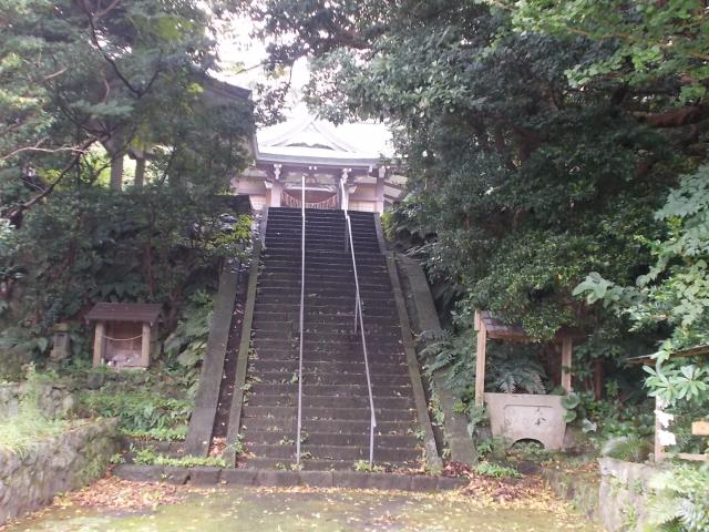 東京都大島町元町4-2-9 吉谷神社の写真2