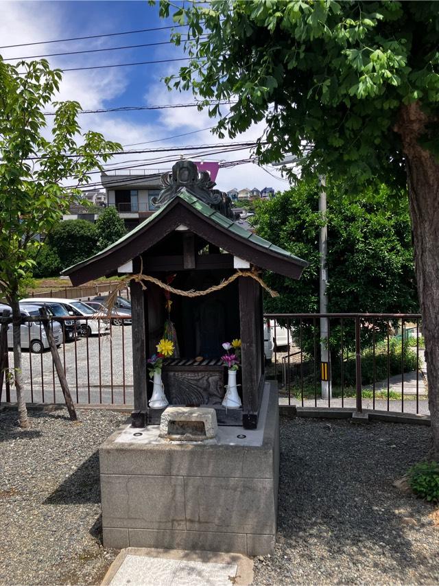 阿弥陀如来（白幡神社境内小堂）の参拝記録1