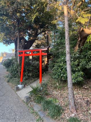 稲荷社（馬絹神社境内社）の参拝記録(⛩️🎠🐢まめ🐢🎠⛩️さん)