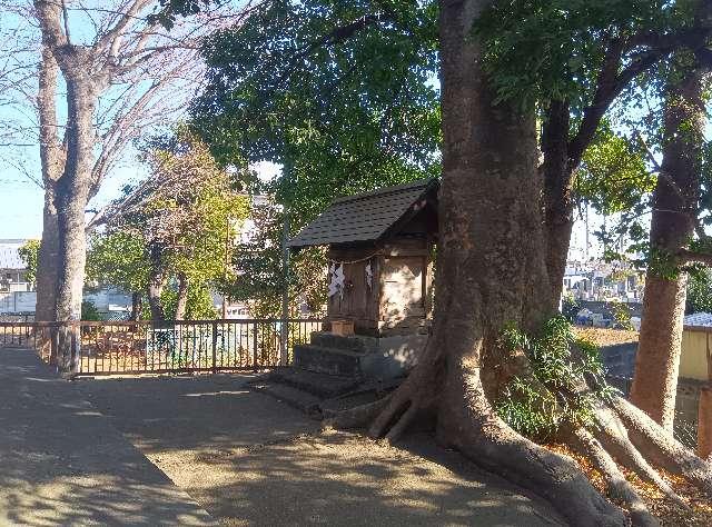 神明社の写真1