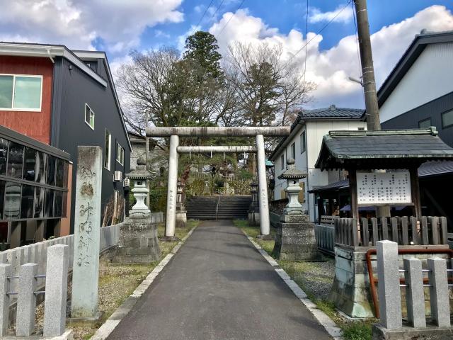 神明神社の写真1