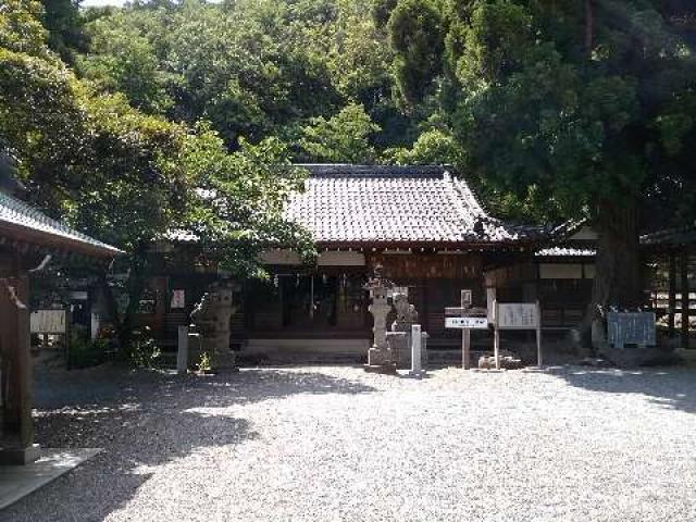 山梨岡神社の写真1