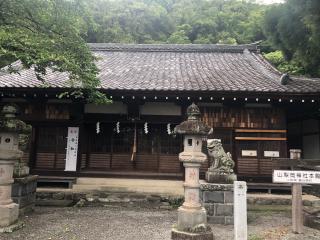 山梨岡神社の参拝記録(みつをさん)