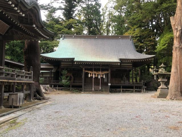 山梨県北杜市大泉町谷戸1143 逸見神社の写真1