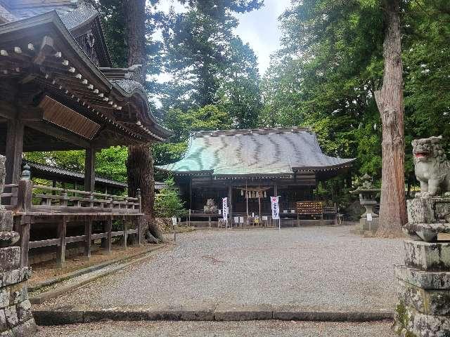 山梨県北杜市大泉町谷戸1143 逸見神社の写真3