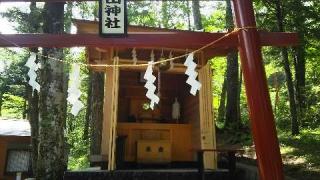 新屋山神社 奥宮の参拝記録(優雅さん)