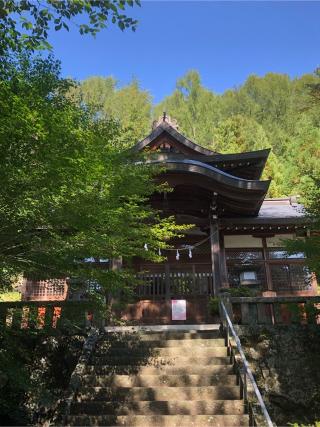 英多神社の参拝記録(にじいろさん)