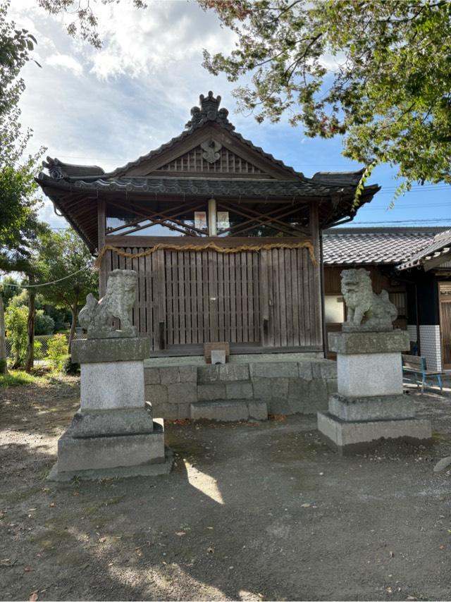 白山神社の写真1