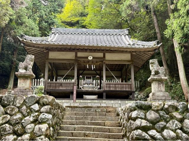 平尾神社の写真1