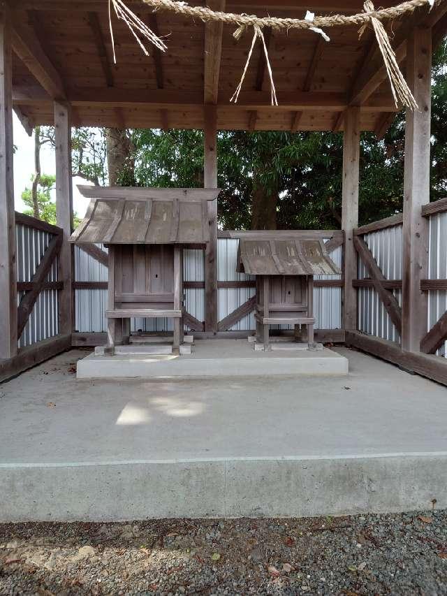 十二社神社の写真1
