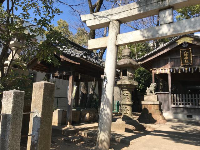 池端八幡神社の写真1